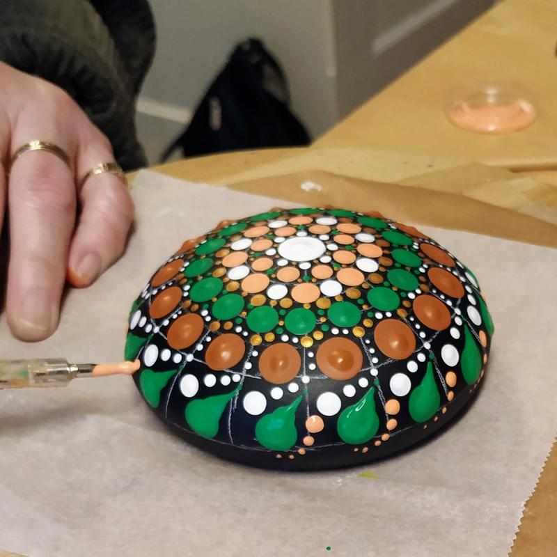 Steen of Theelicht  Dotpainten