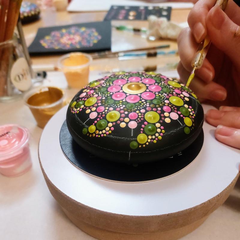 Steen of Theelicht  Dotpainten — foto 9