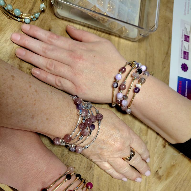 Workshop edelsteen wikkelarmband maken  — foto 5