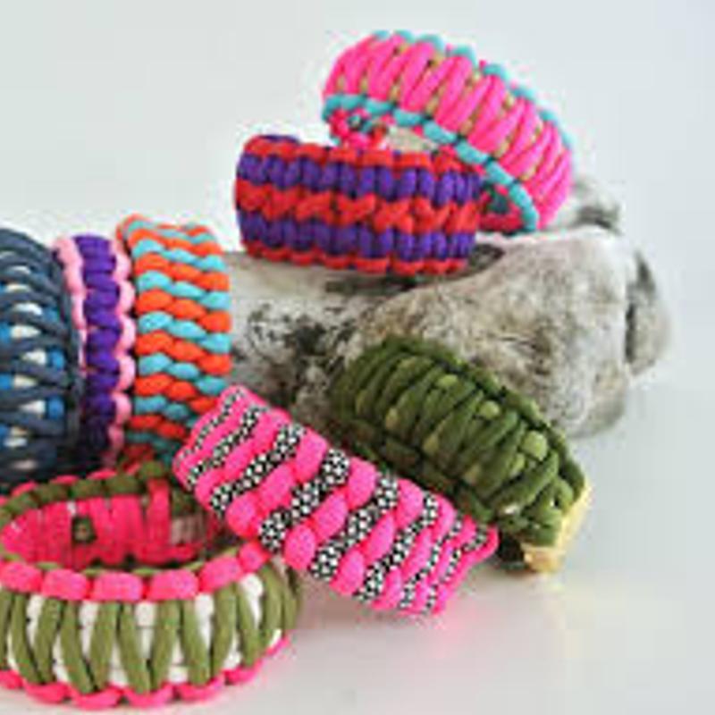 Kinder/tienerfeestje armbandjes maken — foto 4