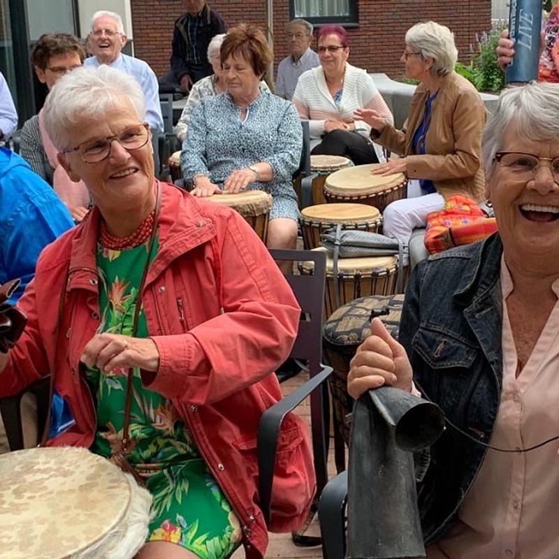 Afrikaanse percussie: djembé doundoun — foto 3