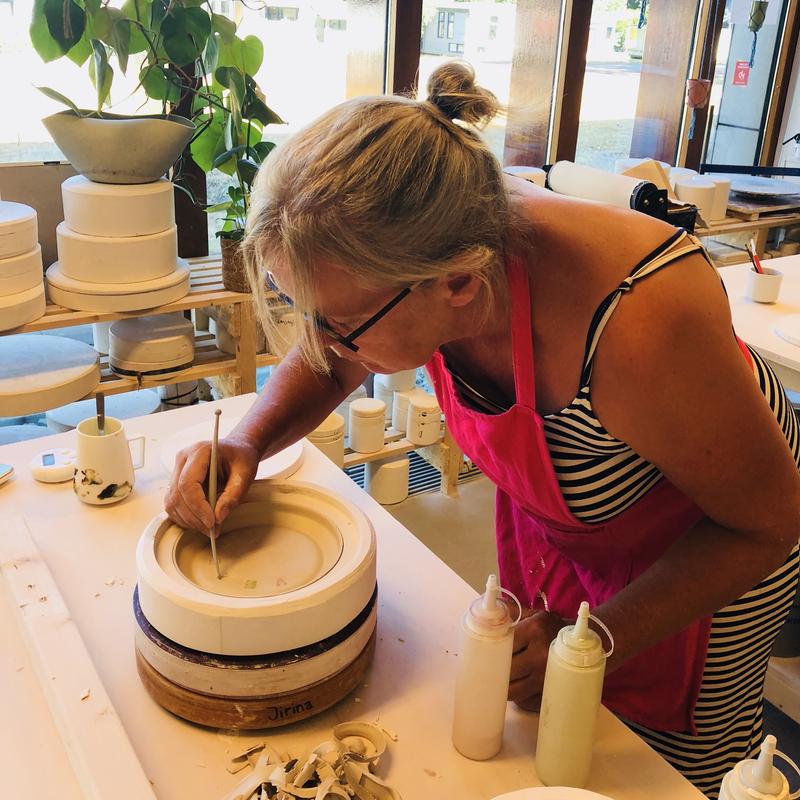Porseleinen servies maken. — foto 2